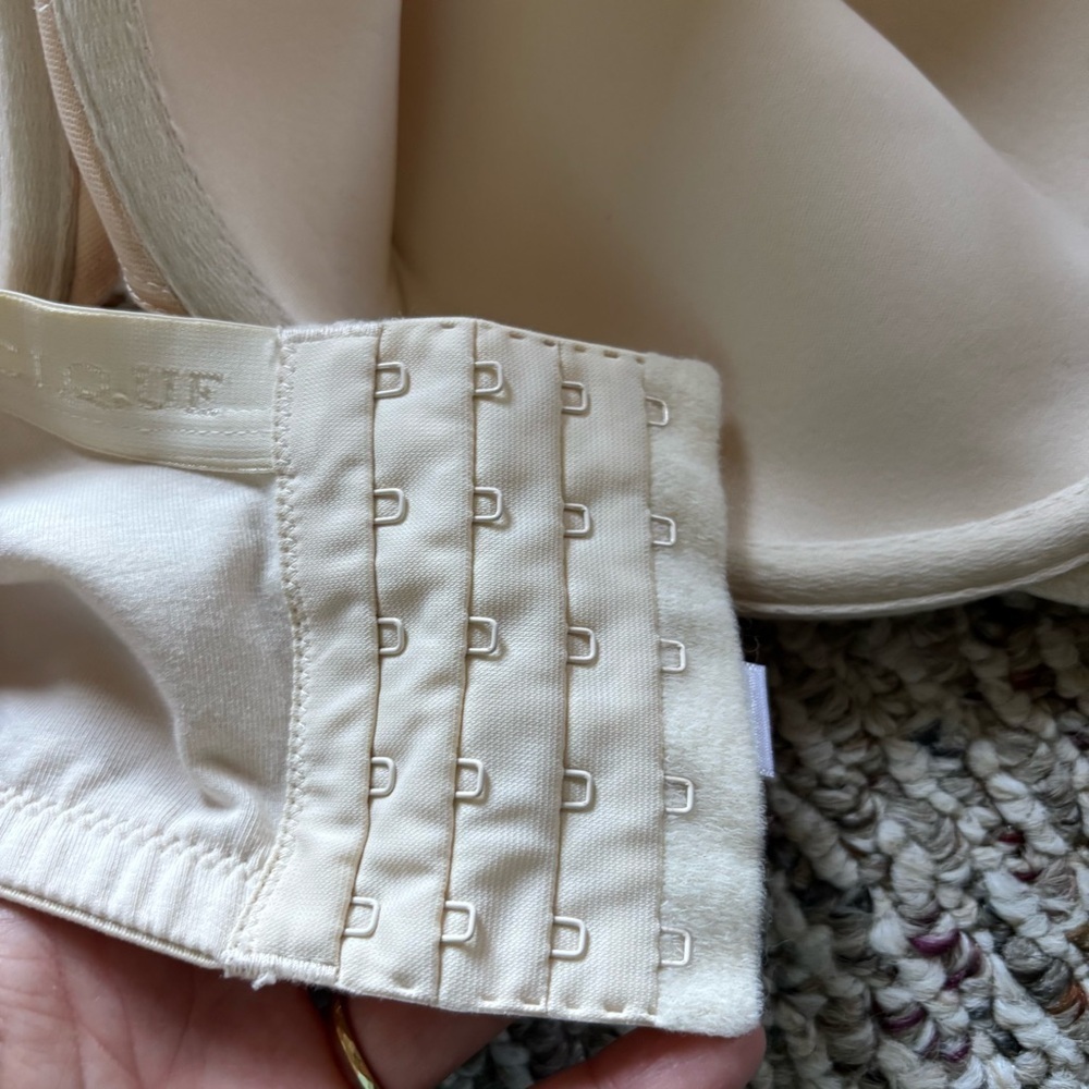 Cacique 50DD Lane Bryant Lightly Lined Full Coverage Bra Nude Underwire Classic - Picture 7 of 14